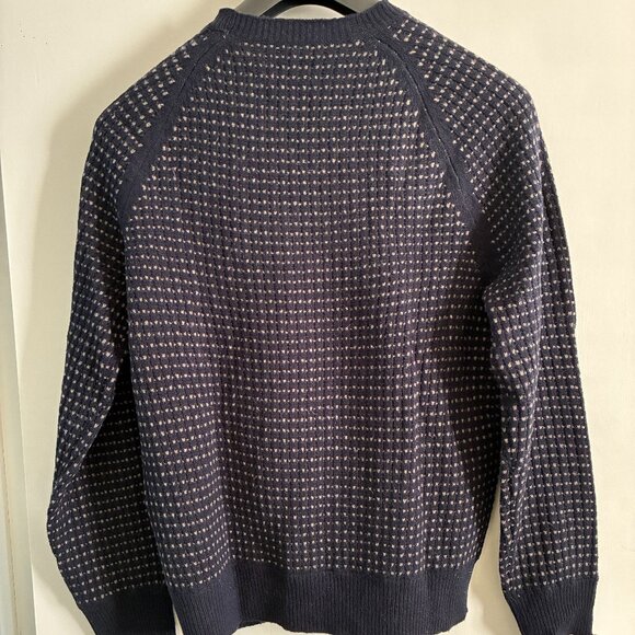 NEW. JCrew 100% lambswool crew neck long sleeve sweater. Size M - Picture 2 of 4